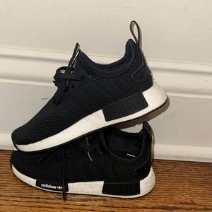 Adidas Kids Black and White Sneakers Ortholite- size 9